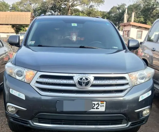 Toyota Highlander Limited 3.5l 4WD 2013 Gray · Photo 1