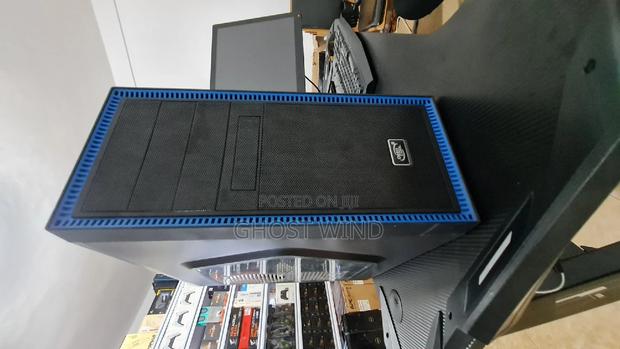 Desktop Computer 8GB Intel Xeon SSD 256GB · Photo 6