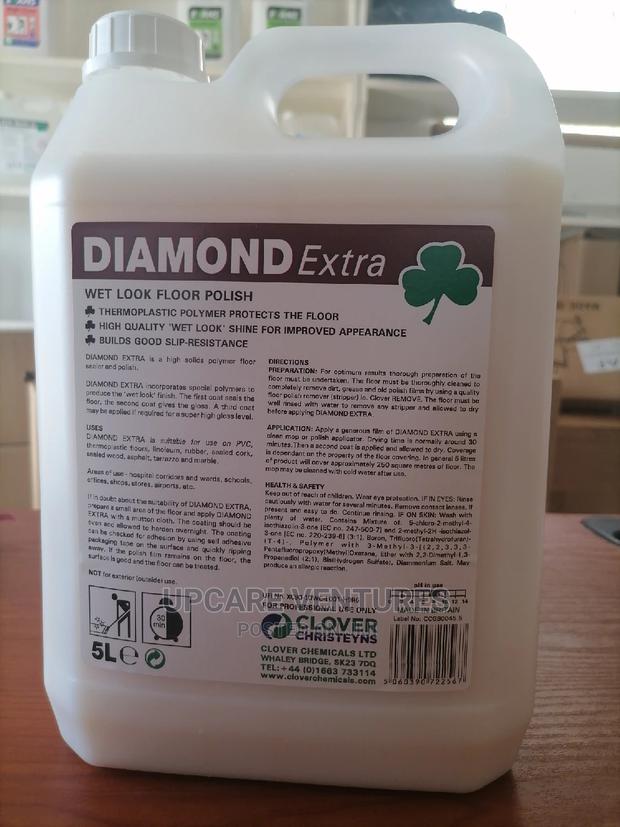 Clover Diamond Extra Wet Look Floor Polish · Photo 1
