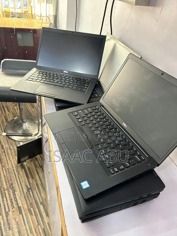 Laptop Dell Latitude 3500 8GB Intel Core i5 SSD 256GB · Photo 1