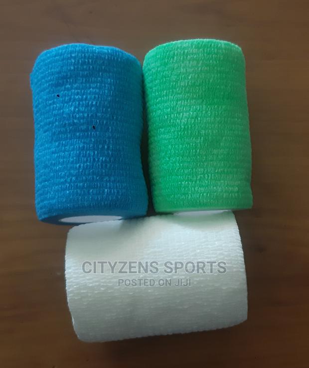 Plastic Bandages for Sportsmen · Photo 2
