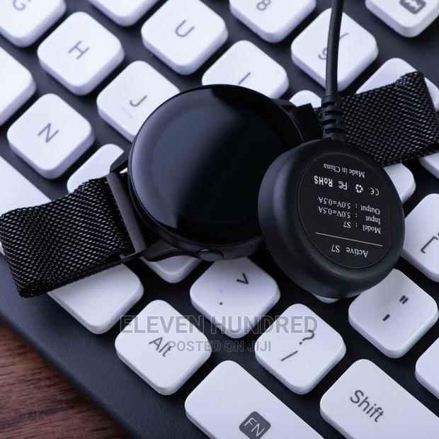 Samsung Galaxy Watch Charger · Photo 3