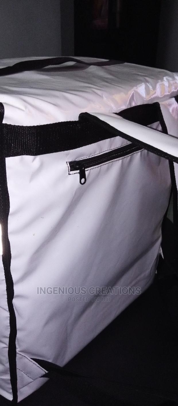 Quality Customised Waterproof Delivery /Courier/Dispatch Bag · Photo 2