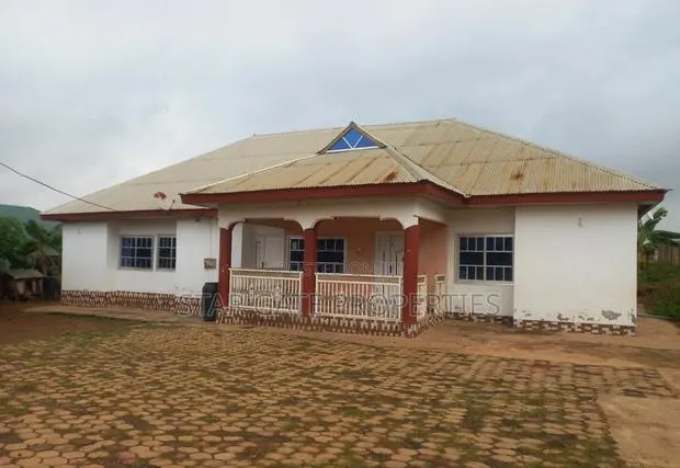 5bdrm House in Kodie Apagya,, Kumasi Metropolitan for sale · Photo 1
