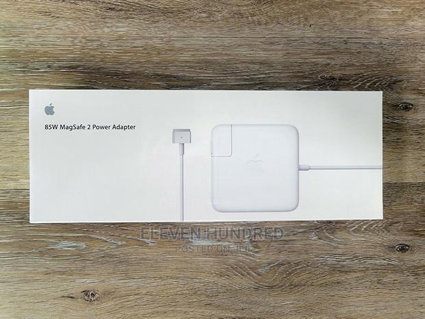 Apple Macbook Chargers · Photo 1