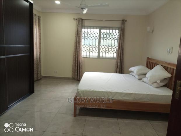 Furnished 4bdrm Apartment in Tema Metropolitan for rent · Photo 4