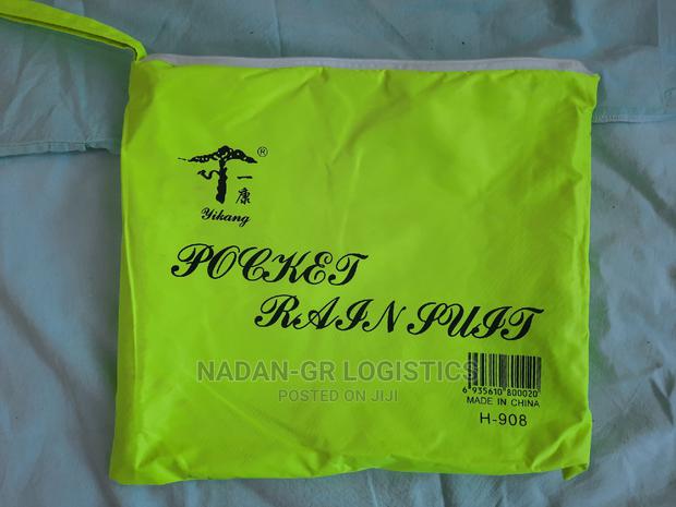 Rain Suit (Lemon Green) · Photo 2