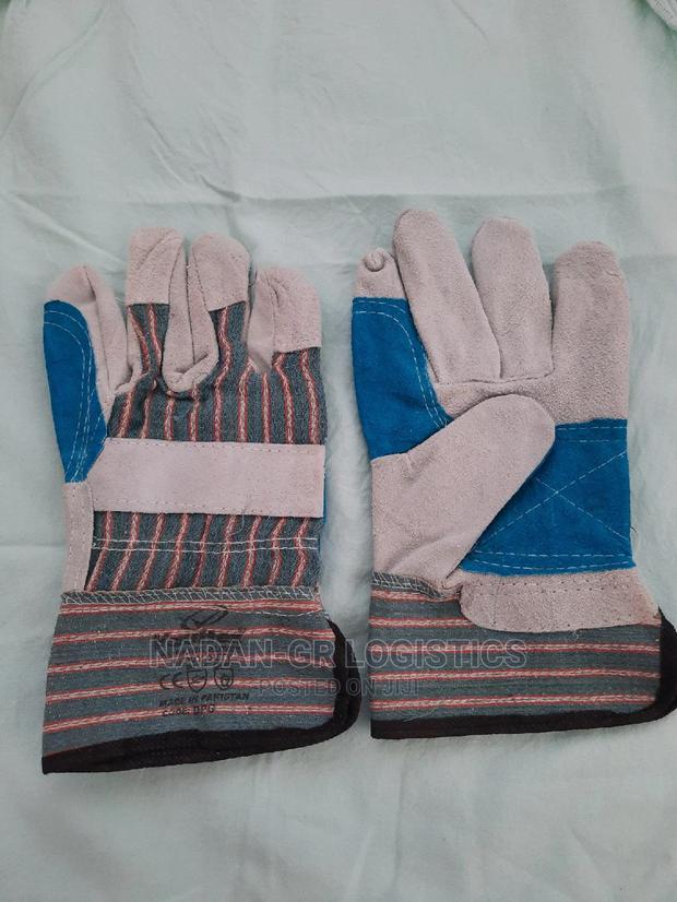 Heavy Duty Vaultex Working Gloves · Photo 1