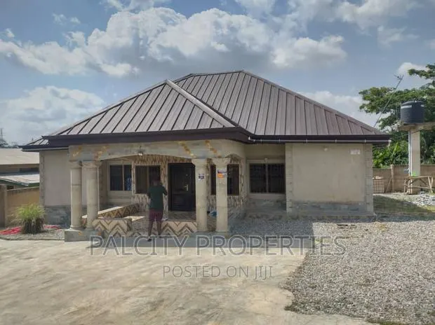 3bdrm House in Ejisu Krappa, Kumasi Metropolitan for sale · Photo 1