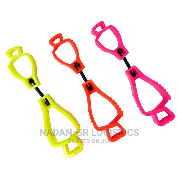 Glove Clips/Holders · Photo 2