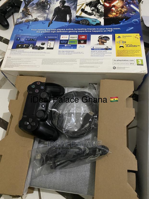 New Playstation 4 Slim · Photo 5