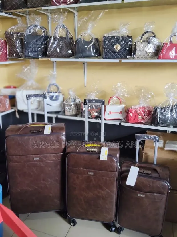 Luggage Travel Bags · Photo 1