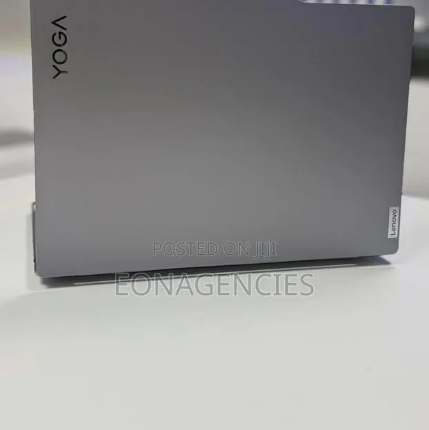New Laptop Lenovo Yoga 7i 16GB Intel Core Ultra 7 SSD 512GB · Photo 1