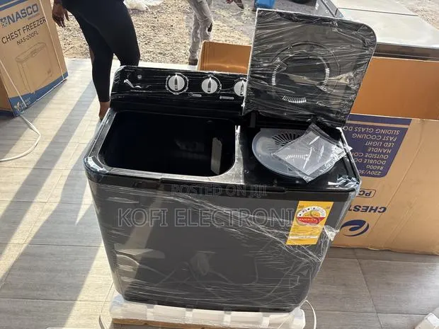 Fill Manually Nasco 11KG Twin Tub Washing Machine · Photo 1