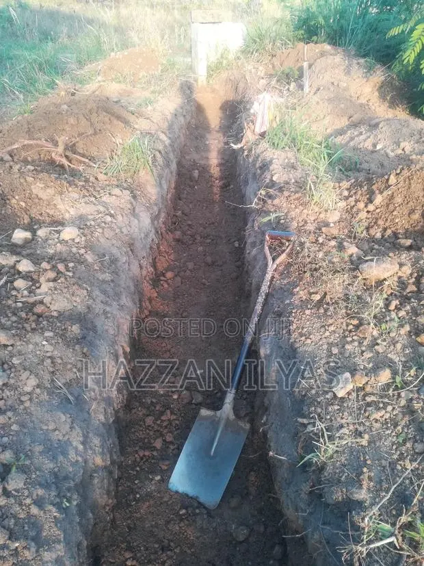 Fence Wall Digging and Laying · Photo 1