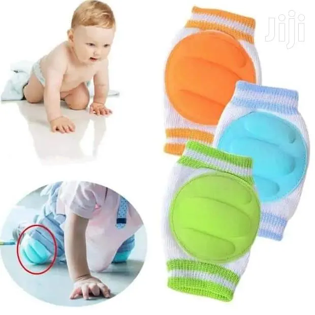 Non Slip Crawling Knee Pads for Infants and Toddlers · Photo 1