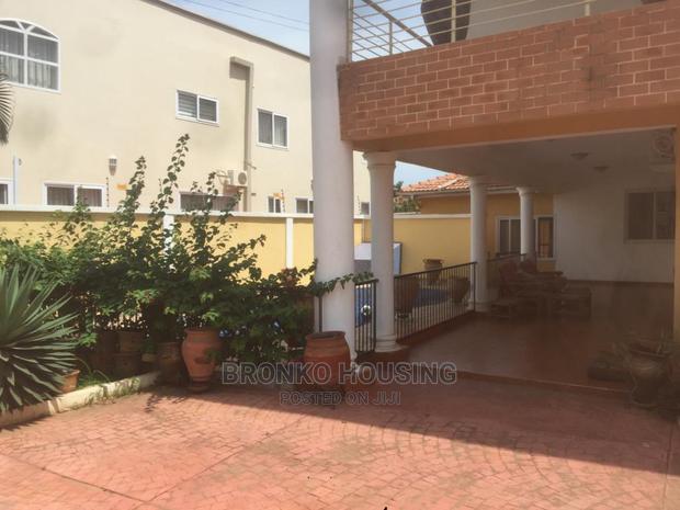Furnished 5bdrm House in Bronko Housing, Airport Residential Area · Photo 8