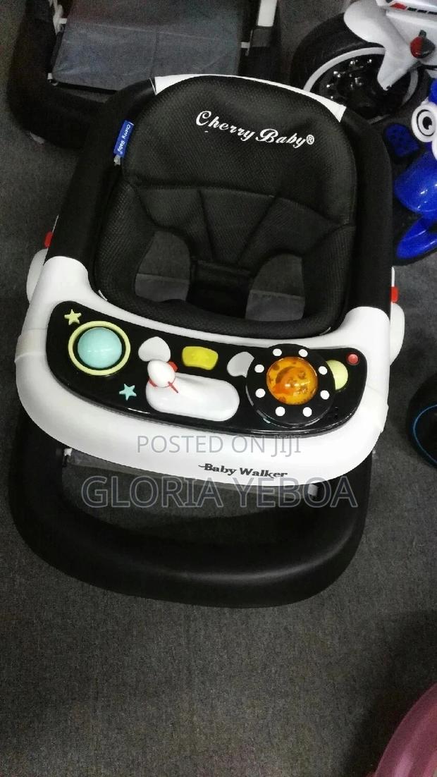 Baby Walker · Photo 1