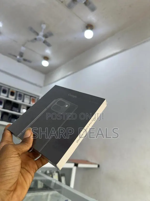 New Google Pixel 9 Pro Fold 256 GB Black · Photo 1