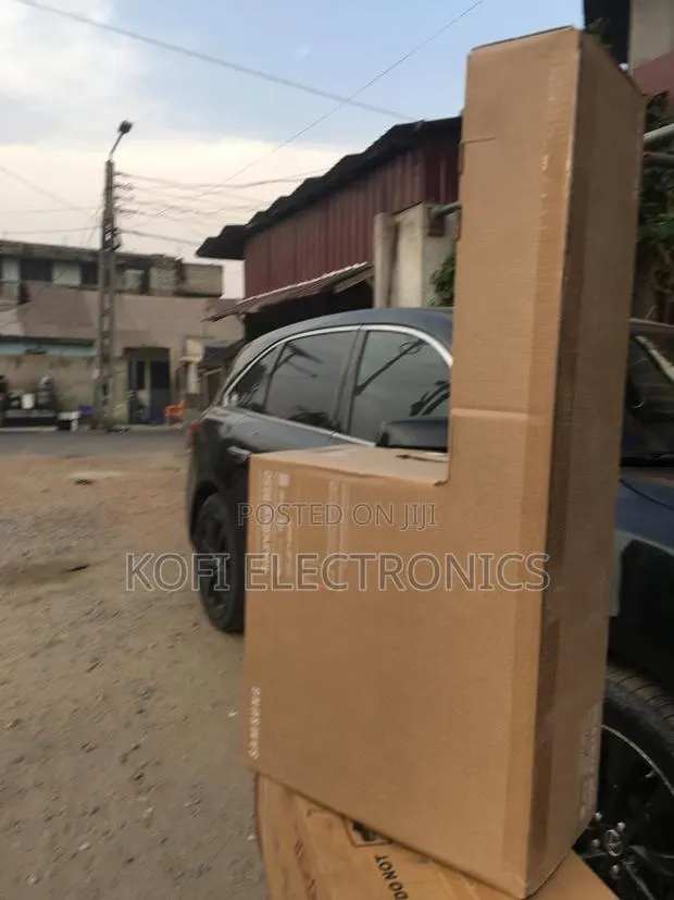 Samsung B550 Wireless Soundbar Seamless Connectivity · Photo 1