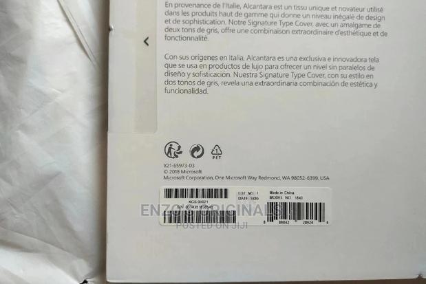 Microsoft Surface Go Alcantara Type Cover Keyboard · Photo 4