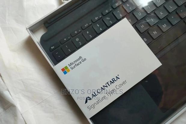 Microsoft Surface Go Alcantara Type Cover Keyboard · Photo 2