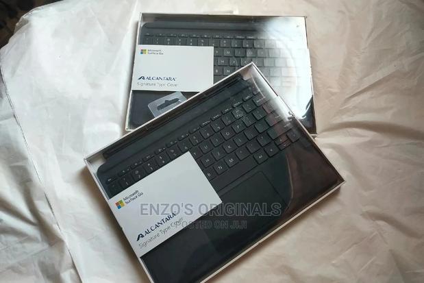 Microsoft Surface Go Alcantara Type Cover Keyboard · Photo 7