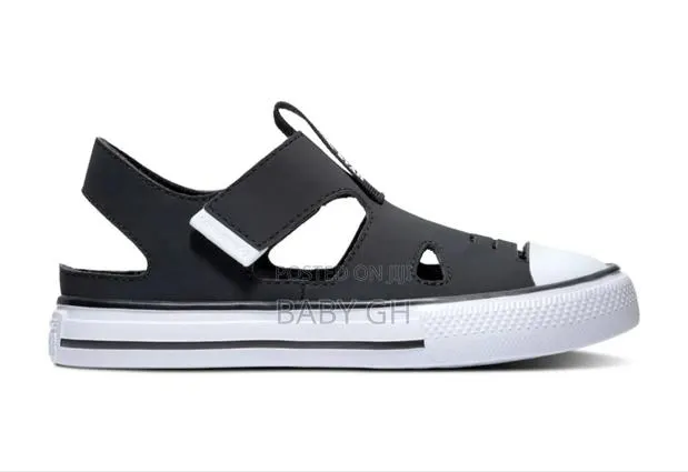 Chuck Taylor All-Stars Sandal for Kids · Photo 1