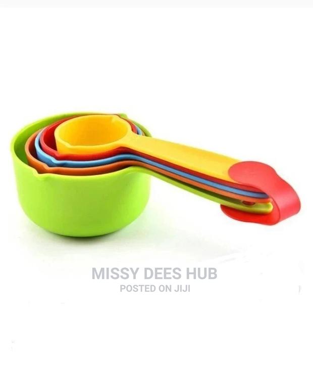 Multi-Coloured Measuring Spoons (5pcs) · Photo 3