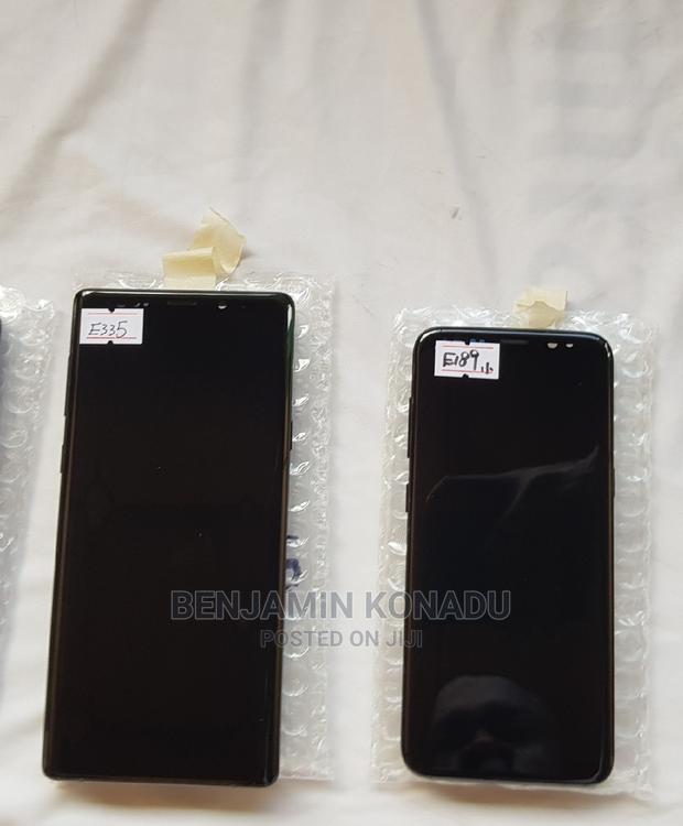 Screen S9 Plus Samsung Screen in Frame · Photo 2