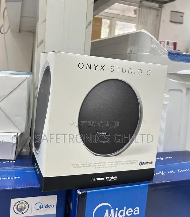 Accessive New Onyx Studio 9 Electric Harman Kardon Speaker · Photo 1