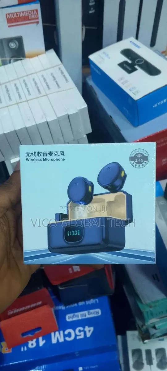 Q8 Wireless Microphone · Photo 1