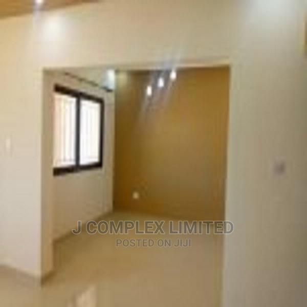 4bdrm Townhouse / Terrace in Abelemkpe, Lincoln School Area for rent · Photo 3