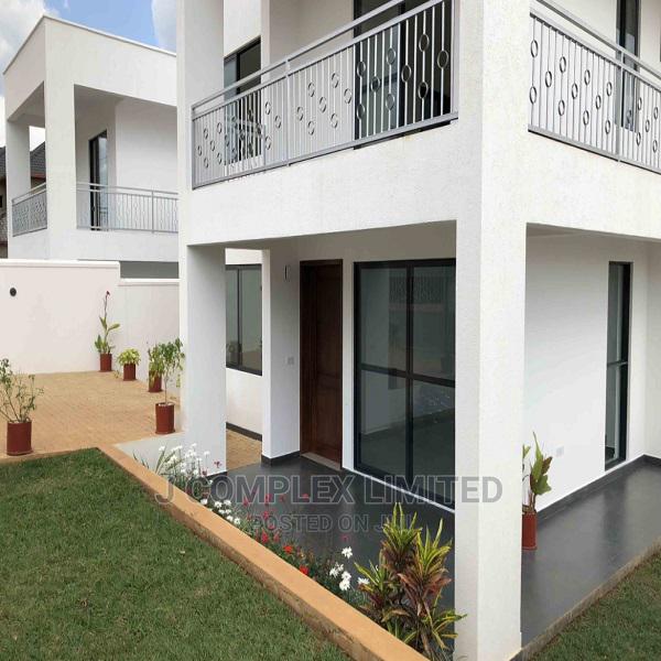 4bdrm Townhouse / Terrace in Abelemkpe, Lincoln School Area for rent · Photo 5