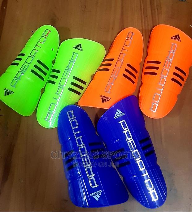 Adidas Predator Shinquard · Photo 1