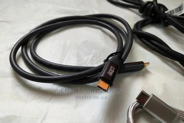USB-C to USB-C 3.1 High Speed Cable for External Devices · Photo 3