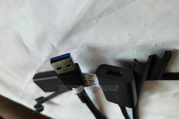 USB-C Female to USB 3.1 Male Adapter · Photo 5