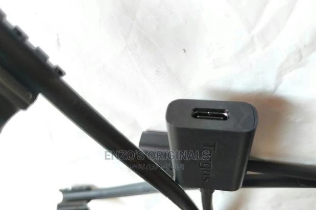 USB-C Female to USB 3.1 Male Adapter · Photo 6