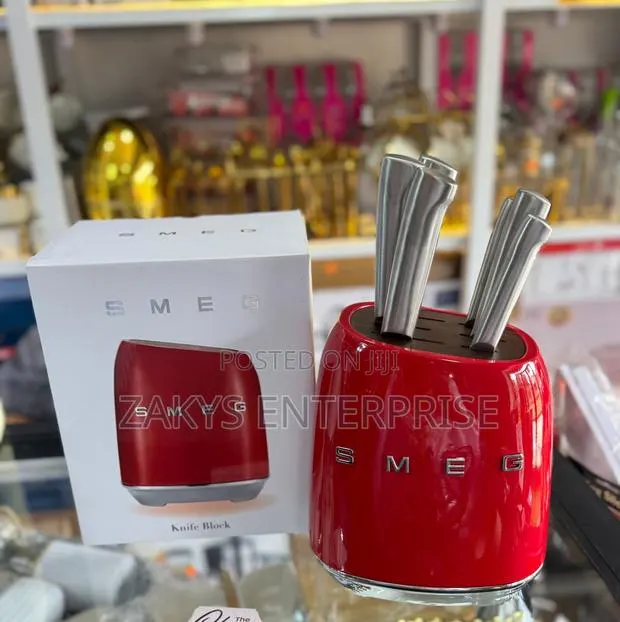 Luxury Smeg Stainless Knives · Photo 1