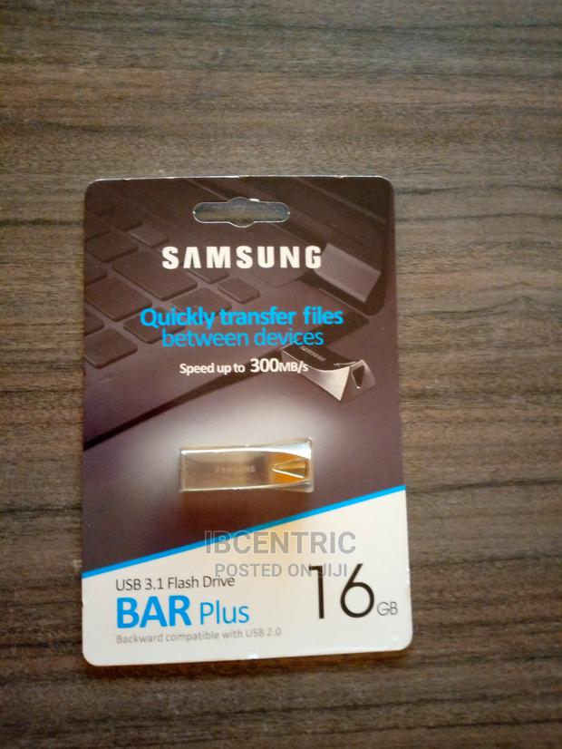 Samsung 16GB Pen Drive · Photo 2