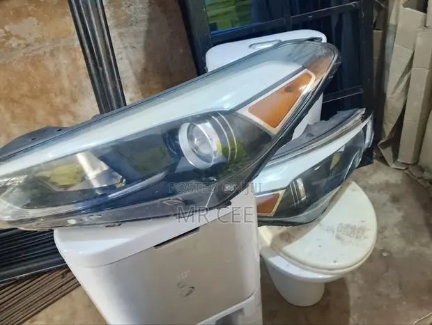 LED Headlights , Hyundai Tucson · Photo 1