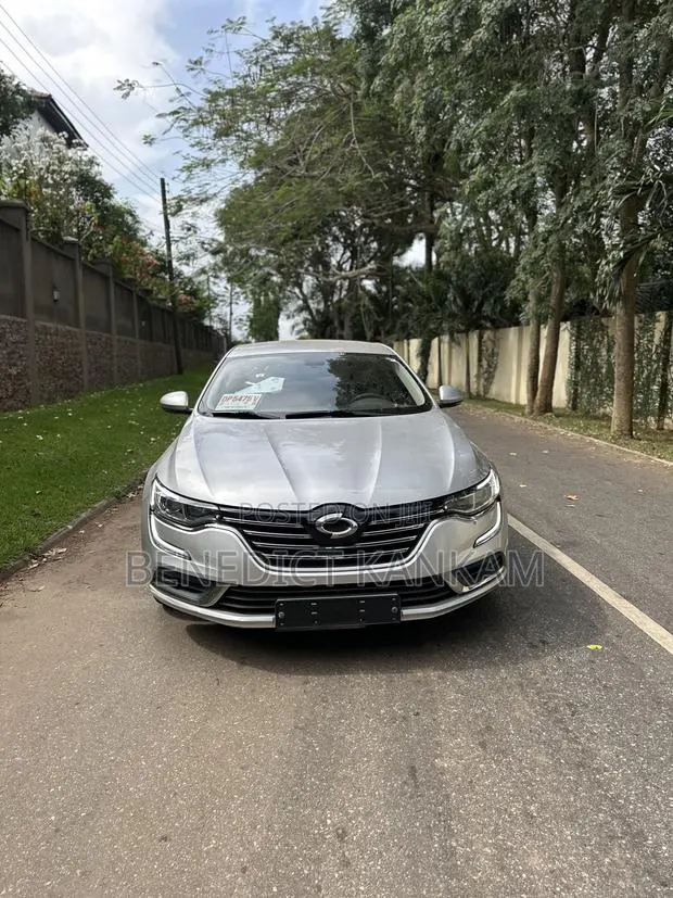Renault Samsung SM6 2.0 GDi FWD 2016 Silver · Photo 1