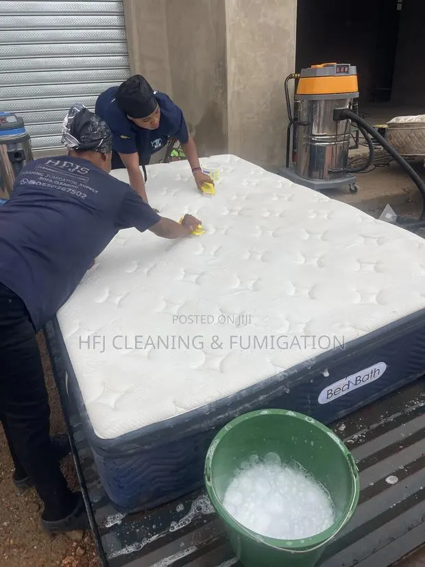 Mattress Cleaners, Washing - Extraction - Drying Refreshing · Photo 1