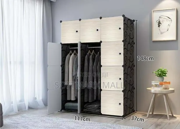 Beautiful 12 Cubes Wardrobe · Photo 1