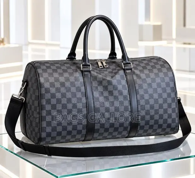 Black Duffle Bag Leather · Photo 1