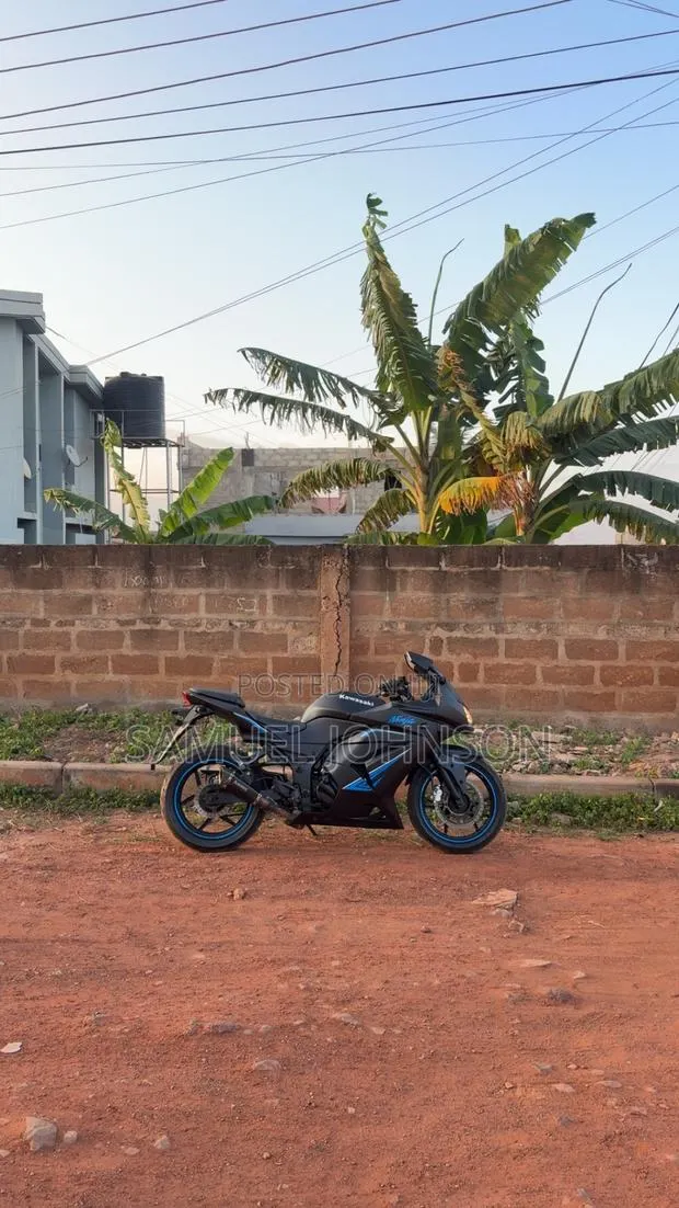 Kawasaki EX250 2017 Black · Photo 3