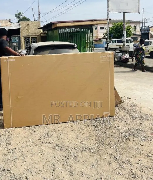 Premium Samsung 85du8000 85” Crystal Uhd Smart Television · Photo 1