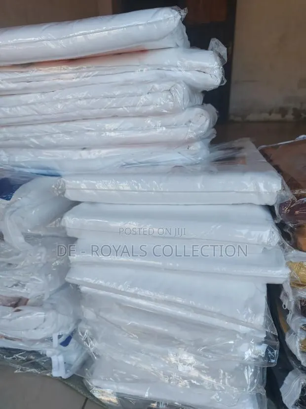 Premium White Hotel 6 Pieces Set (2 Sheets 4 Pillowcase) · Photo 1