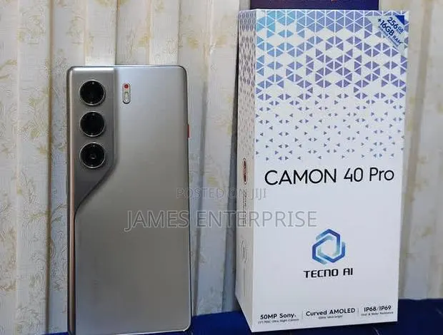 New Tecno Camon 40 Pro 5G 256 GB Gray · Photo 1