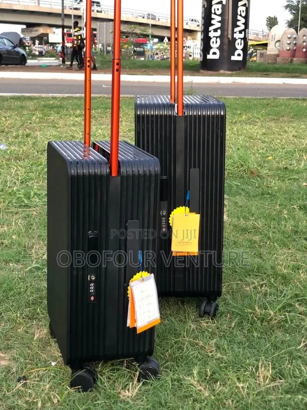2in1 Zip Less Luxury Designer Box LuggageBlack, Red,Green · Photo 1